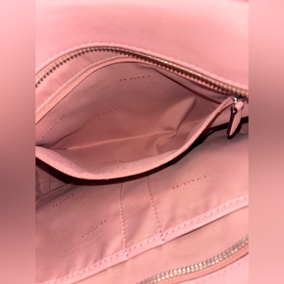 COACH Pink Turnlock Chain Tote 27 in Polished Pebble Leather pink Valentines - Picture 7 of 16